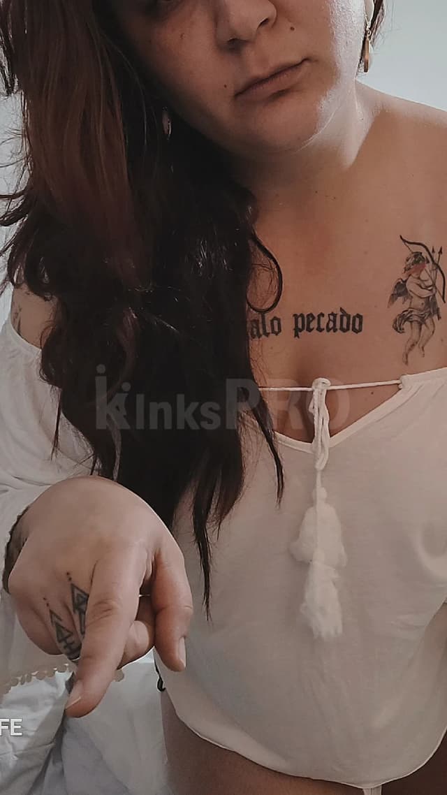 Sua Rainha te espera!!